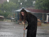 Kristin i regnet