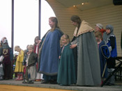 Vinnare av 2007 års bronspil, Tilda och Adam? fick pris för finaste medeltidklädslar!