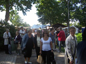 Lots of people